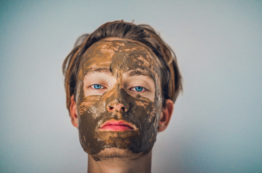 7 masques visage anti-bouton faits maison - Secrets de Miel